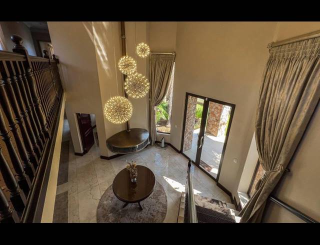 6 BEDROOM HOUSE FOR SALE IN MEYERSDAL